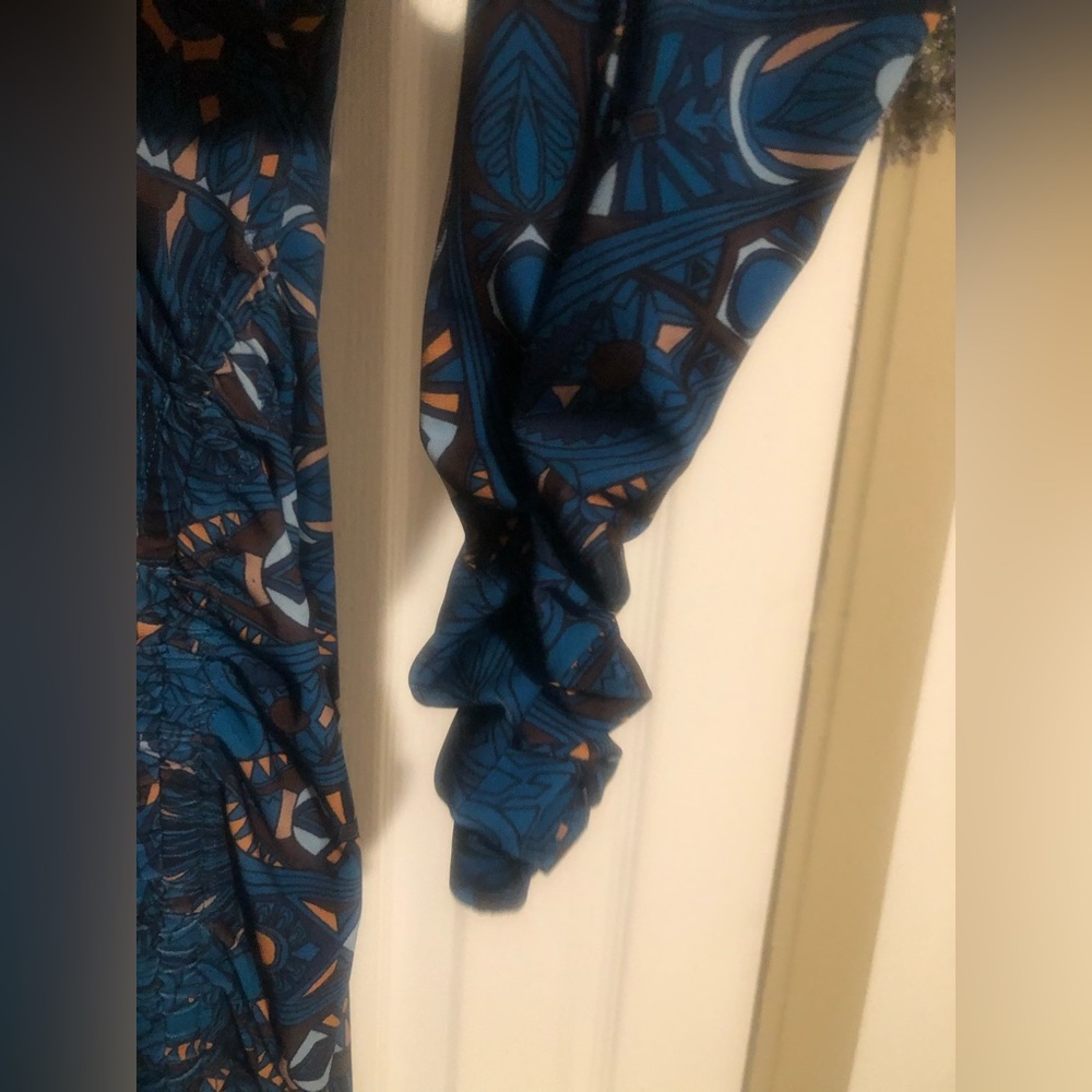 Hale Bob Designer Dress Pattern Cannot Be Compared - image 4